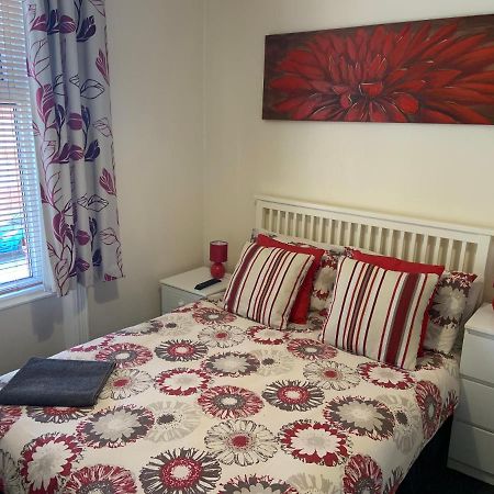 Melrose Guest House Уитли-Бей Экстерьер фото