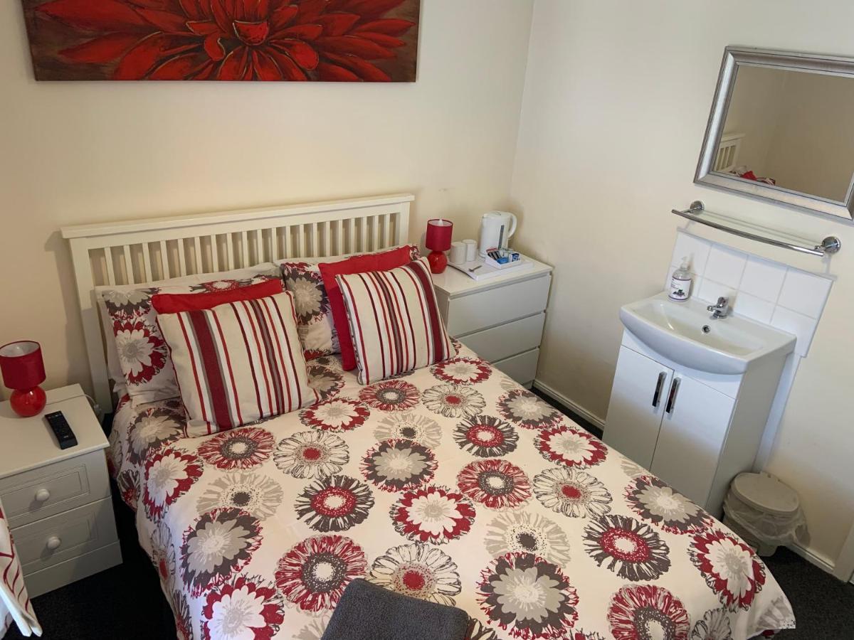 Melrose Guest House Уитли-Бей Экстерьер фото