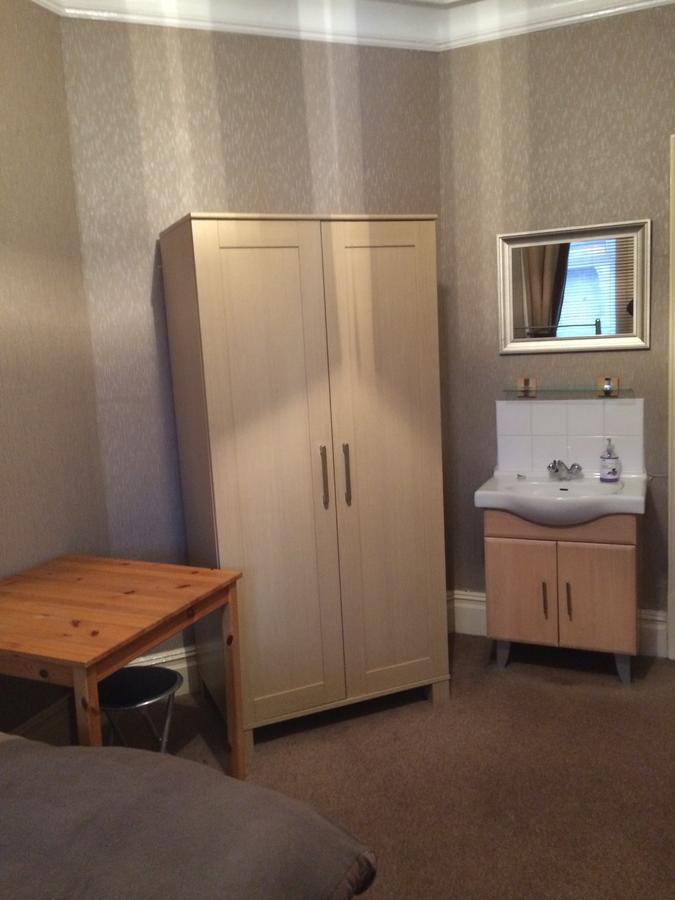 Melrose Guest House Уитли-Бей Экстерьер фото