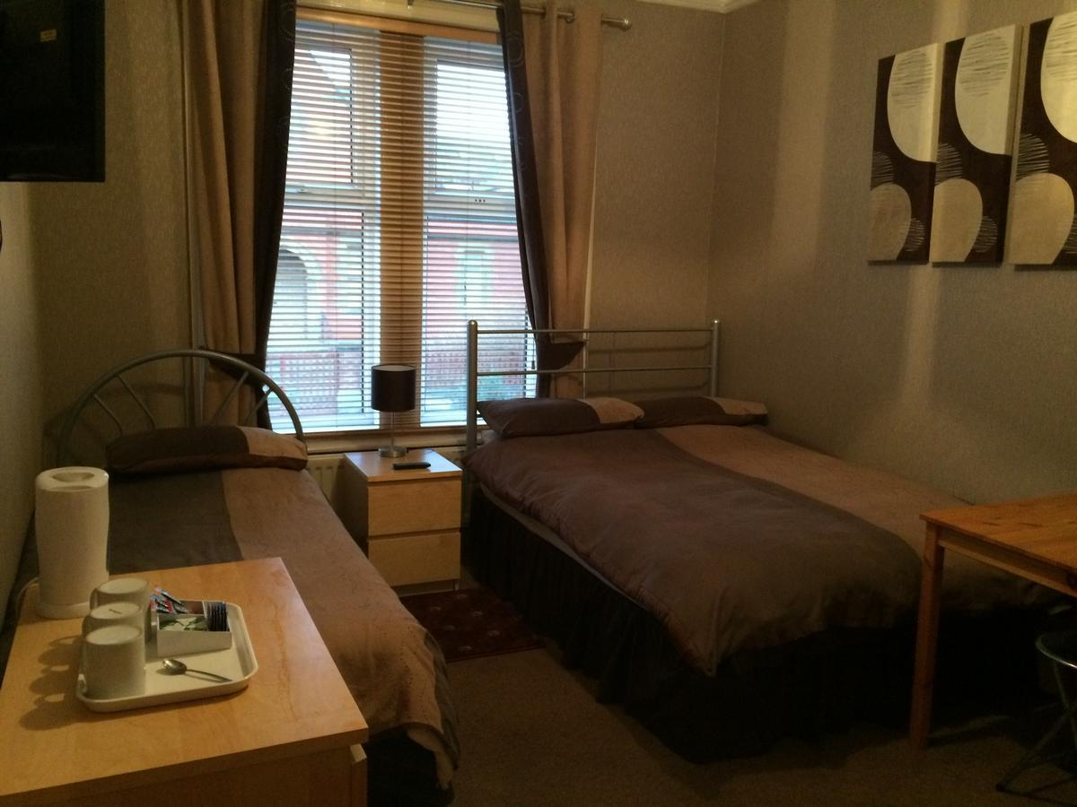 Melrose Guest House Уитли-Бей Экстерьер фото